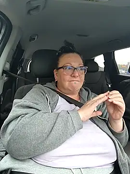 Snapshot of Miss_Phat_Booty chatting on October 13, 7:58 pm Miss Phat Booty online show from October 13, 7:58 pm