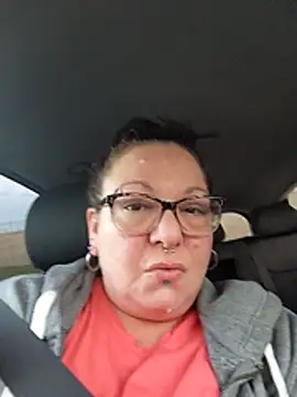 Snapshot of Miss_Phat_Booty chatting on October 21, 9:48 pm Miss Phat Booty online show from October 21, 9:48 pm