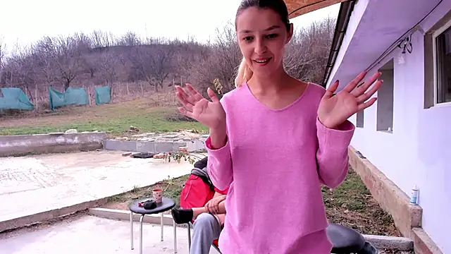 Snapshot of luxurydoll21 chatting on March 15, 10:03 am luxurydoll21 online show from March 15, 10:03 am