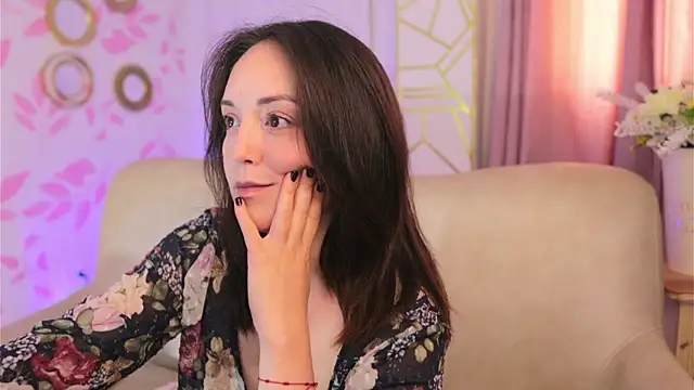 Snapshot of molly_marmalade_ chatting on December 6, 7:12 pm molly marmalade online show from December 6, 7:12 pm