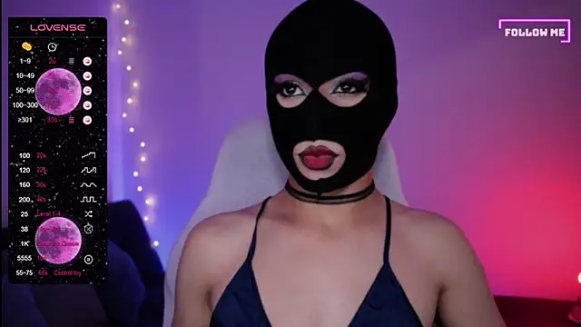 Snapshot of Bigfemblue chatting on January 18, 3:05 pm Bigfemblue online show from January 18, 3:05 pm