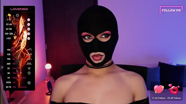 Snapshot of Bigfemblue chatting on March 16, 9:16 pm Bigfemblue online show from March 16, 9:16 pm