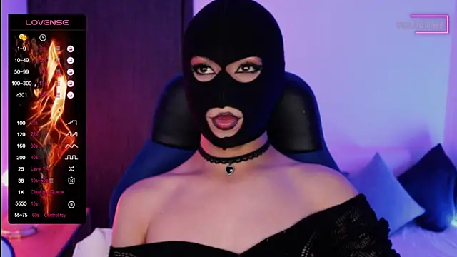 Snapshot of Bigfemblue chatting on March 20, 11:02 pm Bigfemblue online show from March 20, 11:02 pm