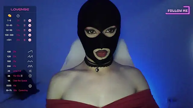 Snapshot of Bigfemblue chatting on October 9, 4:05 pm Bigfemblue online show from October 9, 4:05 pm