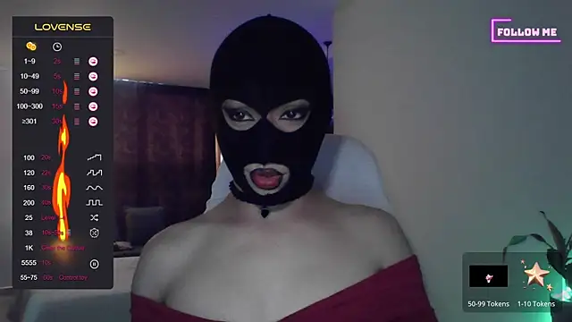 Snapshot of Bigfemblue chatting on November 18, 6:56 pm Bigfemblue online show from November 18, 6:56 pm