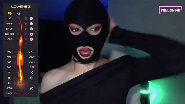 Snapshot of Bigfemblue chatting on November 26, 10:44 pm Bigfemblue online show from November 26, 10:44 pm