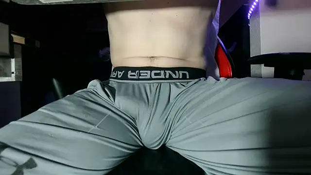 Dick and muscles online show from August 4, 1:14 pm