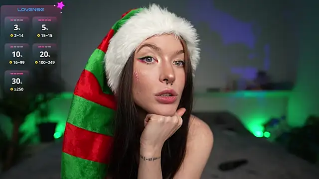 Snapshot of Erotic_Saga chatting on December 20, 7:28 pm Erotic Saga online show from December 20, 7:28 pm