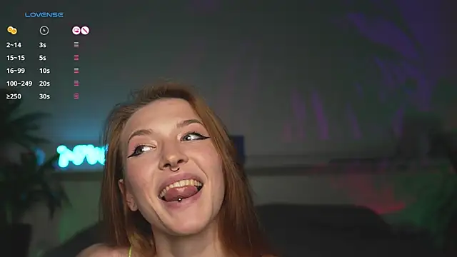 Snapshot of Erotic_Saga chatting on March 21, 7:24 pm Erotic Saga online show from March 21, 7:24 pm