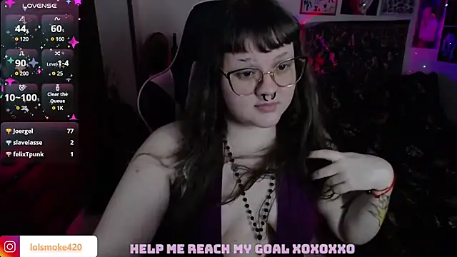 Snapshot of Bdsm_and_fries chatting on November 21, 11:09 am Bdsm and fries online show from November 21, 11:09 am