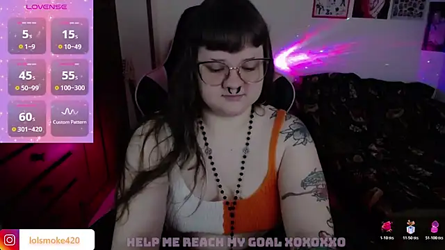 Snapshot of Bdsm_and_fries chatting on December 19, 7:26 am Bdsm and fries online show from December 19, 7:26 am