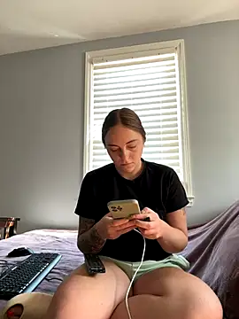 jaseyrae online show from October 5, 4:49 pm