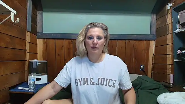 lisaxlovexxx online show from February 4, 4:57 pm