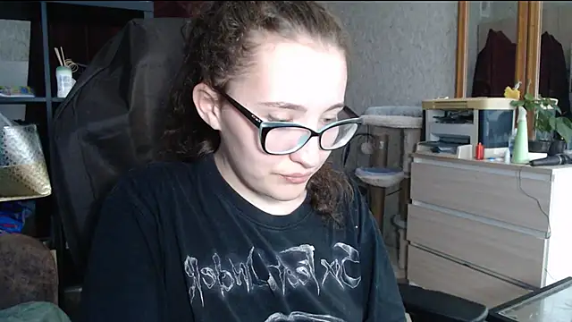 Snapshot of AnKey_Rayah chatting on December 21, 10:17 am AnKey Rayah online show from December 21, 10:17 am