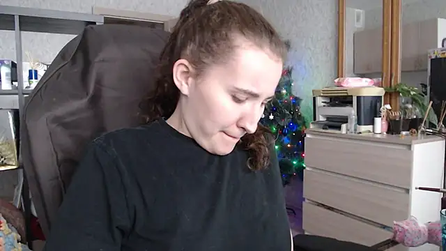 Snapshot of AnKey_Rayah chatting on January 4, 6:19 am AnKey Rayah online show from January 4, 6:19 am