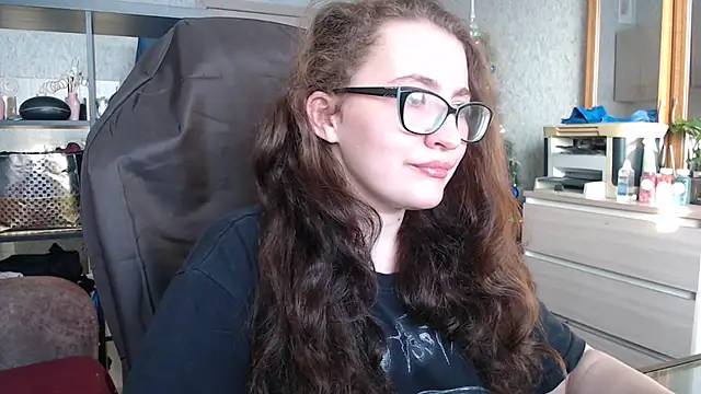 Snapshot of AnKey_Rayah chatting on February 1, 9:32 am AnKey Rayah online show from February 1, 9:32 am