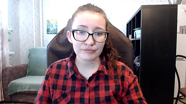 Snapshot of AnKey_Rayah chatting on February 4, 3:45 am AnKey Rayah online show from February 4, 3:45 am