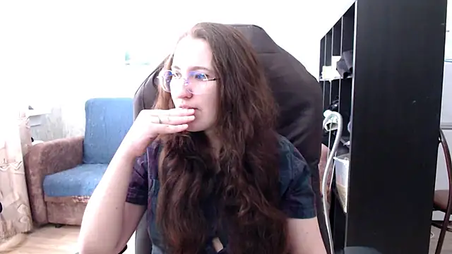 Snapshot of AnKey_Rayah chatting on March 15, 8:53 am AnKey Rayah online show from March 15, 8:53 am