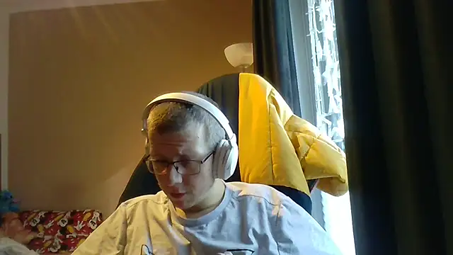 David250692 online show from December 16, 12:54 pm