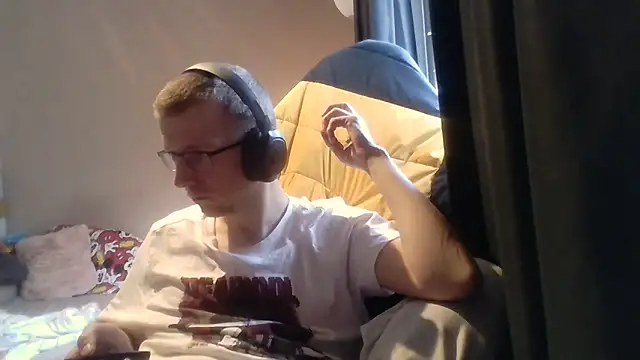 David250692 online show from March 4, 10:21 am