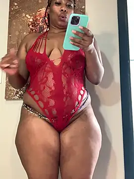 Snapshot of CurvyDesire1 chatting on March 4, 8:02 am CurvyDesire1 online show from March 4, 8:02 am