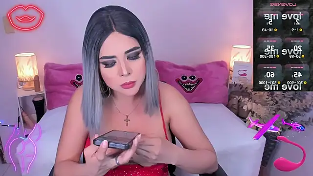 Snapshot of AmazingDREAMGirl chatting on March 20, 1:15 pm AmazingDREAMGirl online show from March 20, 1:15 pm