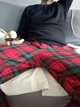 Snapshot of praqun2021 chatting on February 22, 6:13 am praqun2021 online show from February 22, 6:13 am