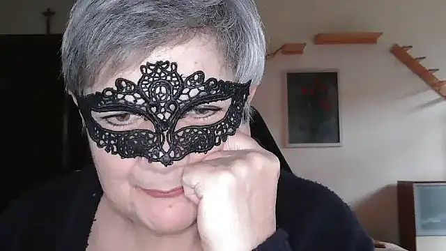 Snapshot of simona60 chatting on February 12, 2:21 pm simona60 online show from February 12, 2:21 pm