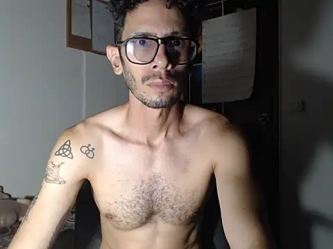 alisterxxx online show from July 9, 2:48 am