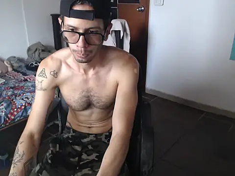 alisterxxx online show from July 18, 3:27 pm
