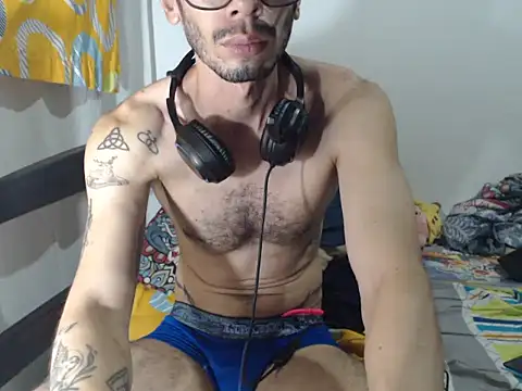 alisterxxx online show from July 26, 2:42 am