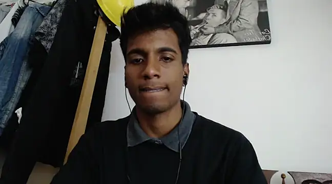 Snapshot of stevenosori chatting on December 13, 9:30 pm stevenosori online show from December 13, 9:30 pm