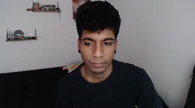 Snapshot of stevenosori chatting on February 12, 12:33 pm stevenosori online show from February 12, 12:33 pm