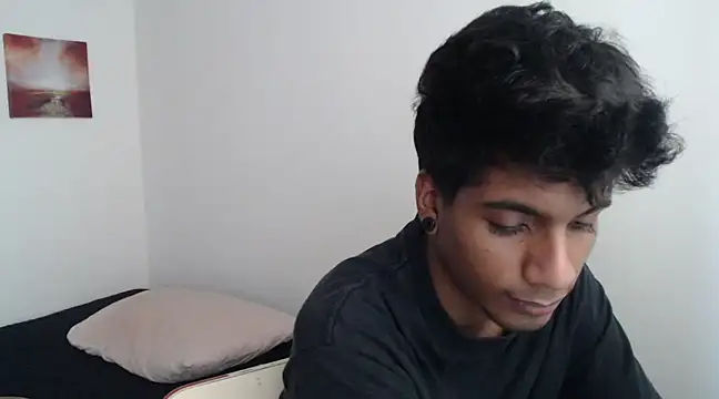 Snapshot of stevenosori chatting on February 13, 5:44 pm stevenosori online show from February 13, 5:44 pm