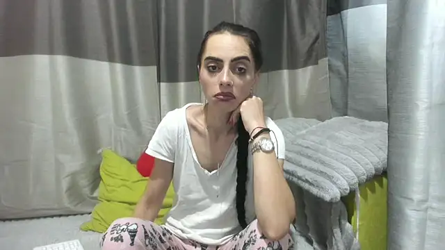 jessystarr online show from November 20, 5:51 am