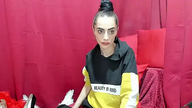 jessystarr online show from February 12, 1:00 am