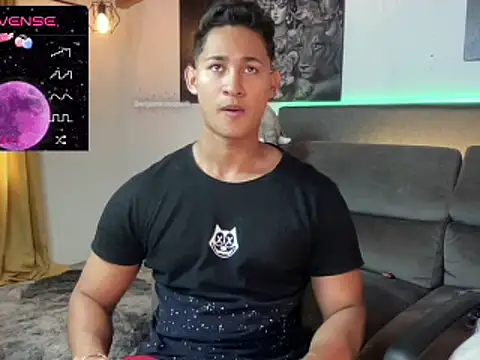 Snapshot of BenjaminCooperk chatting on March 9, 5:06 pm BenjaminCooperk online show from March 9, 5:06 pm