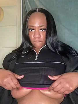 Snapshot of AlexaTheSlut chatting on December 26, 7:13 am AlexaTheSlut online show from December 26, 7:13 am