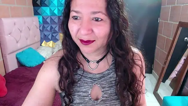 katifoxx online show from January 30, 3:40 pm