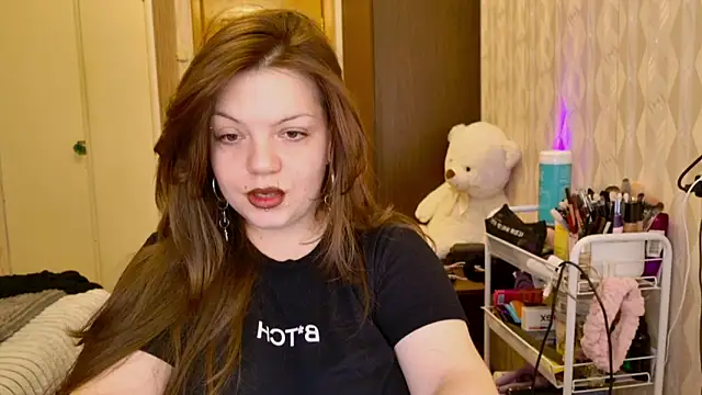 cutewhip online show from September 15, 6:19 pm