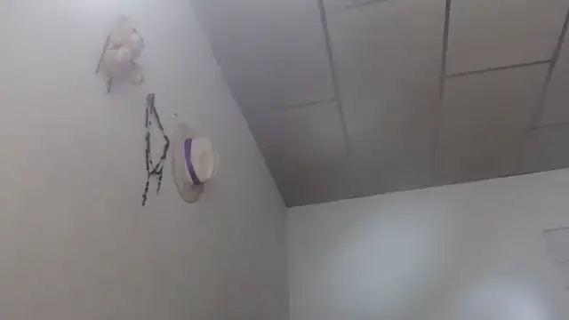 Snapshot of adrixxx38 chatting on November 20, 9:58 pm adrixxx38 online show from November 20, 9:58 pm