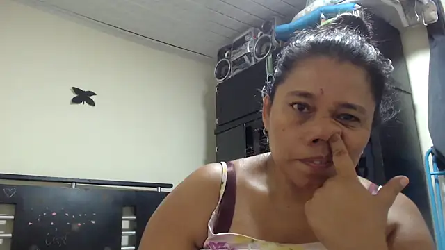adrixxx38 online show from May 16, 12:29 am