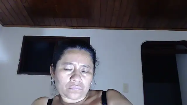 adrixxx38 online show from July 13, 6:05 am