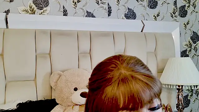 zarahdivousi online show from May 27, 2:36 pm