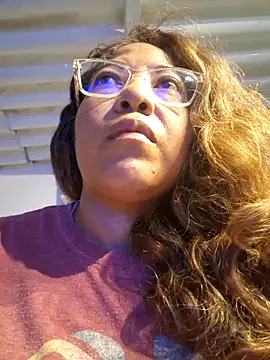 Snapshot of mila38 chatting on October 28, 5:48 pm mila38 online show from October 28, 5:48 pm