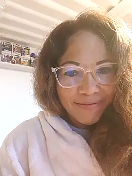 Snapshot of mila38 chatting on December 14, 5:51 pm mila38 online show from December 14, 5:51 pm