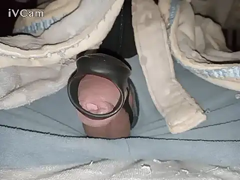 Snapshot of Bigdick666cm chatting on January 16, 9:37 am Bigdick666cm online show from January 16, 9:37 am