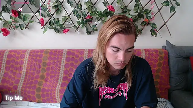 Jack Emily1 online show from December 16, 4:45 pm