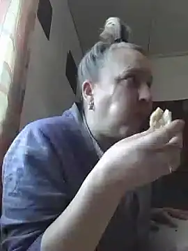 Cerd Ayaz online show from March 15, 8:15 am