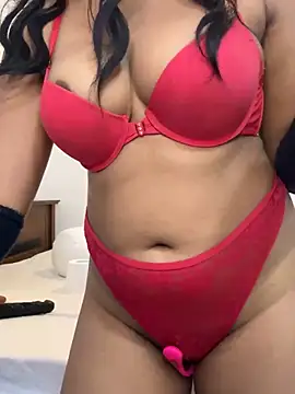 Snapshot of angelwavy chatting on December 12, 12:48 am angelwavy online show from December 12, 12:48 am